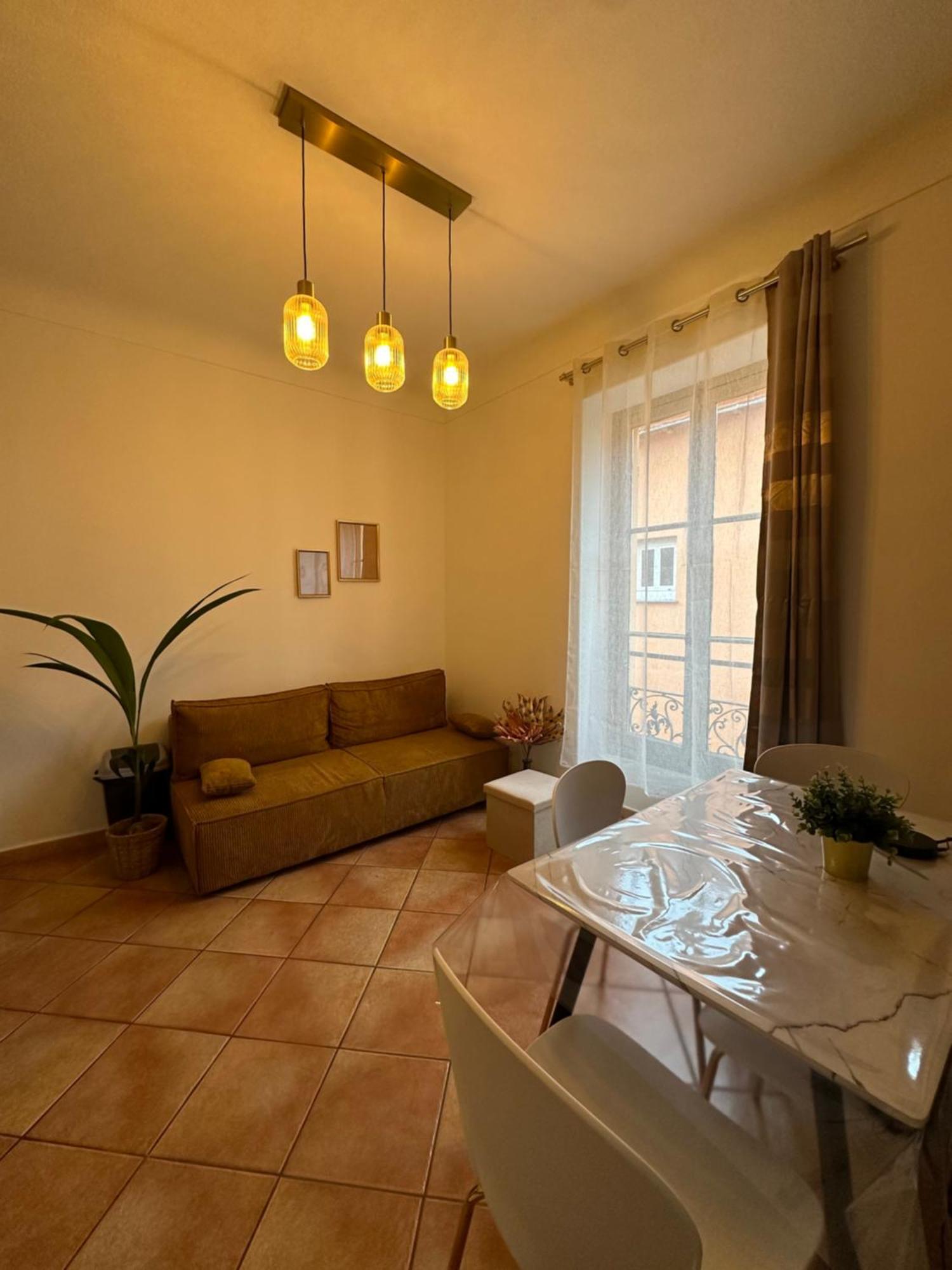 Villarey Home - Central Apartment In Menton Exteriér fotografie